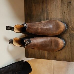 Blundstone Womens Ankle Boots Size 9.5 US